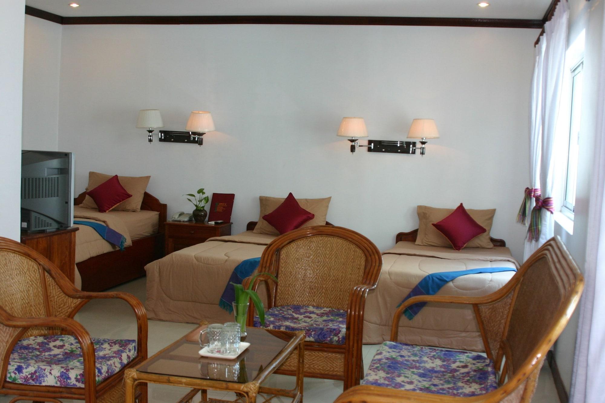 Mom's Guesthouse Siem Reap Extérieur photo