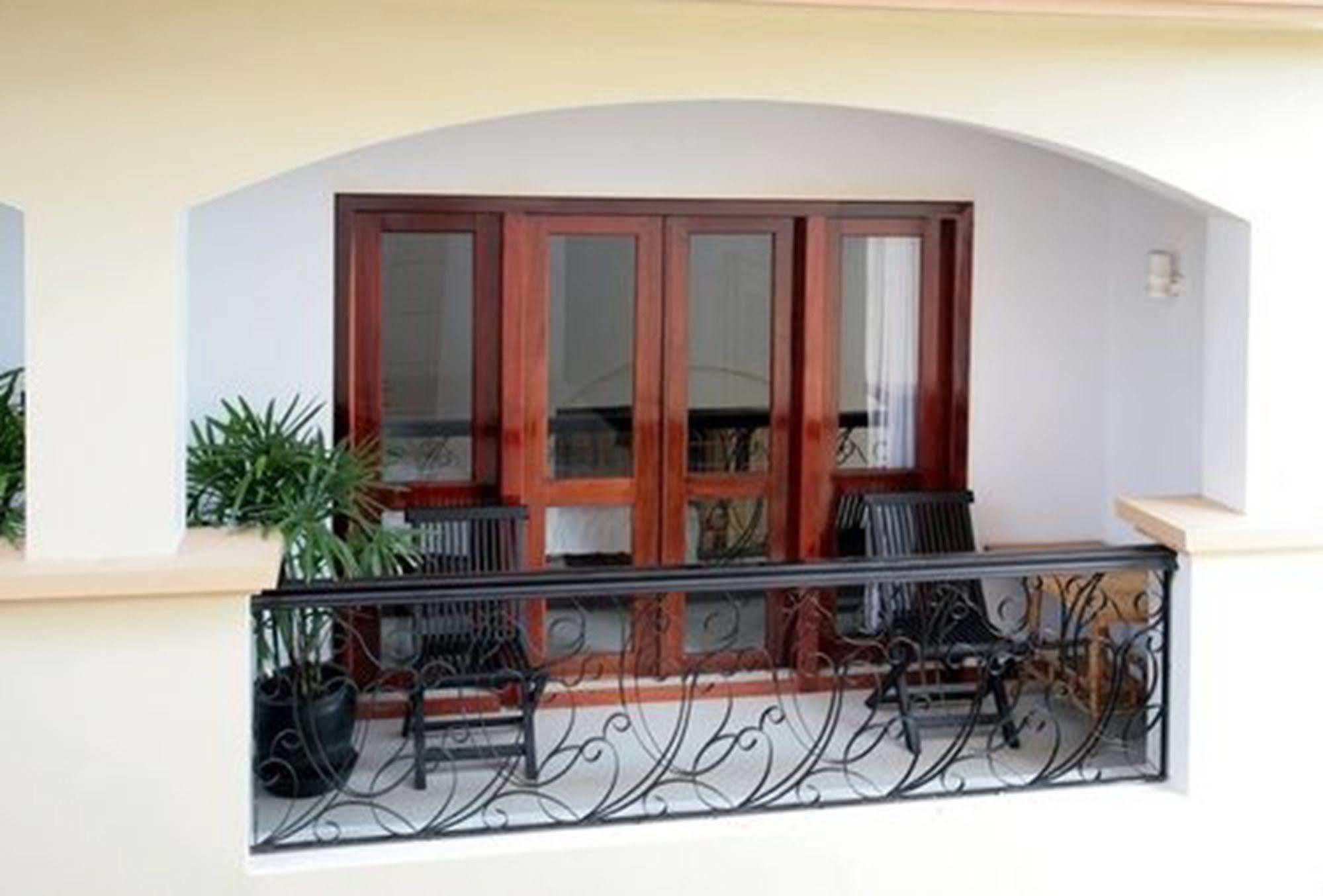 Mom's Guesthouse Siem Reap Extérieur photo