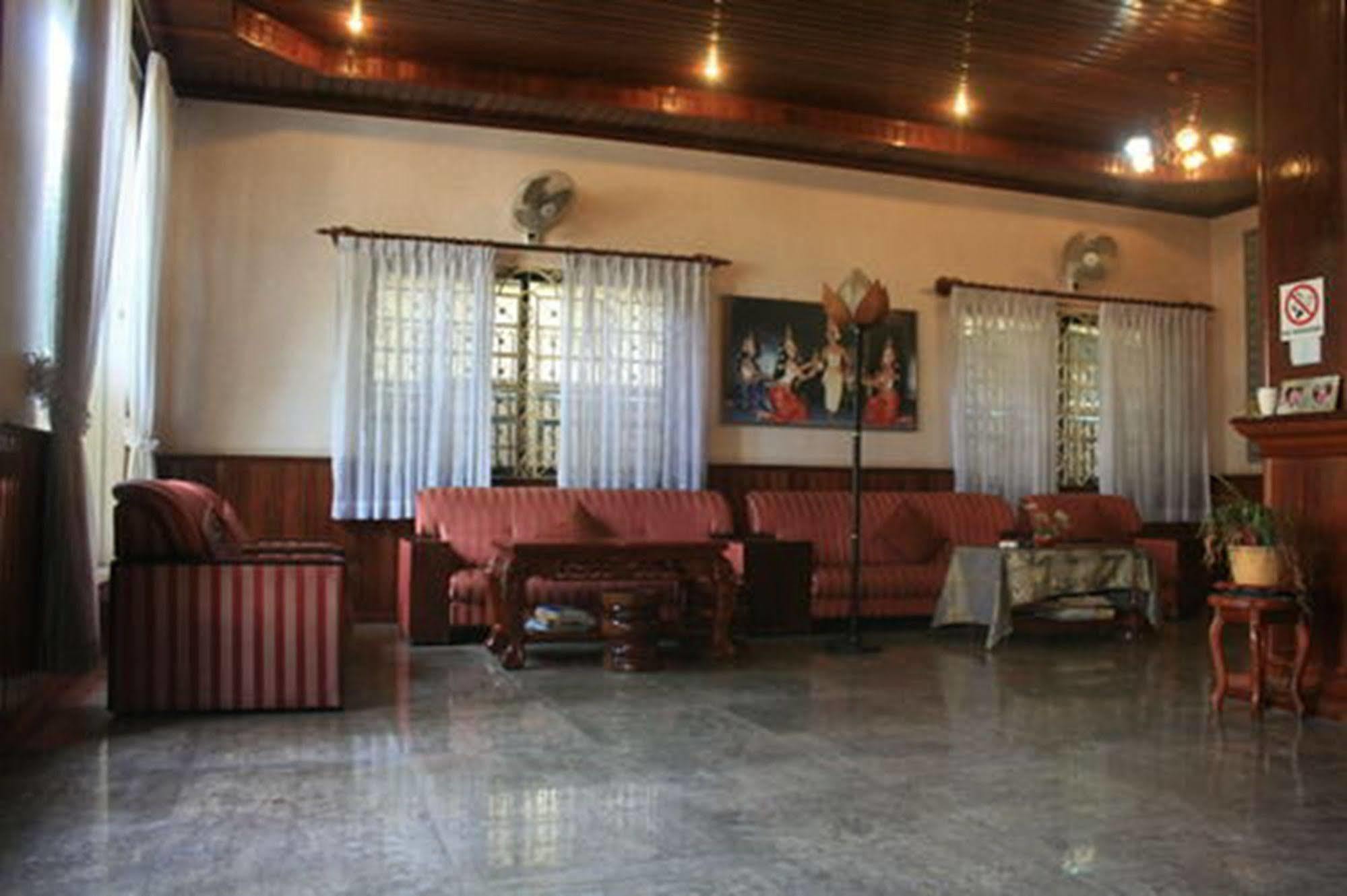 Mom's Guesthouse Siem Reap Extérieur photo